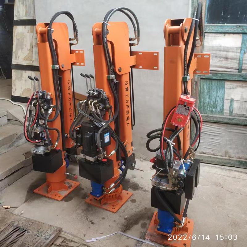 七股区重汽蓝牌随车吊 3.2吨 国六动力强 液压驱动 农用自卸起重机